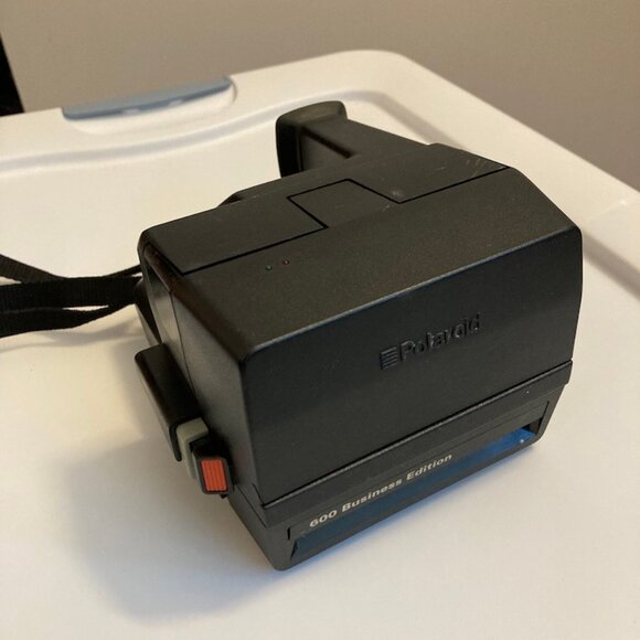 Polaroid 600 Instant Camera special edition black - Picture 2 of 3
